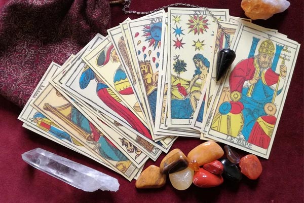Como limpiar las cartas de tarot